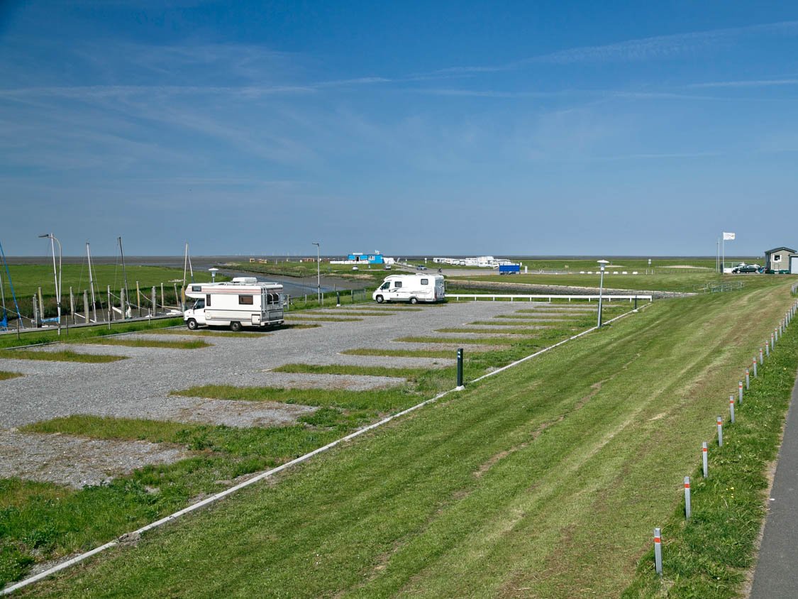 Reisemobilstellplatz im Hafen