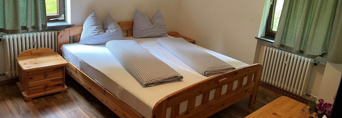 knaus-campingpark-viechtach-gaestezimmer-03