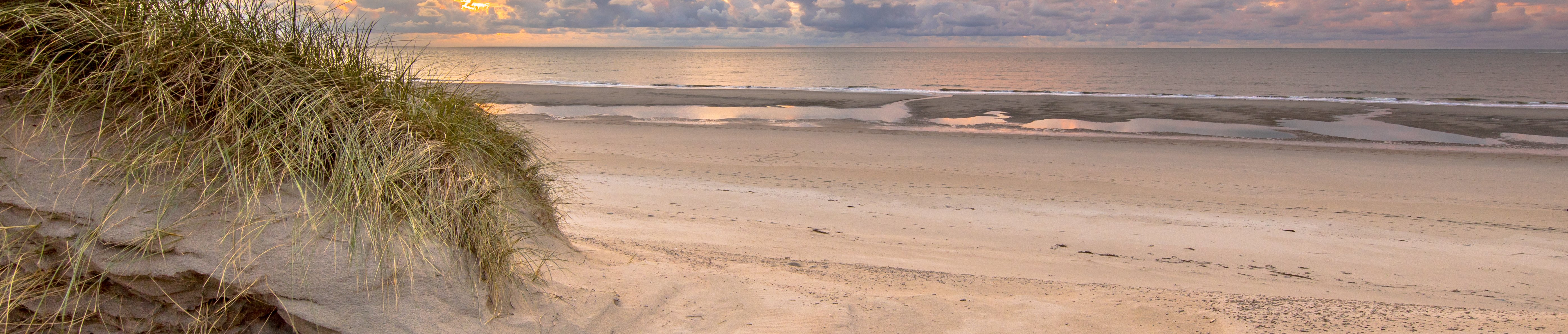 dune-view-on-north-sea-2021-08-26-16-38-14-utc