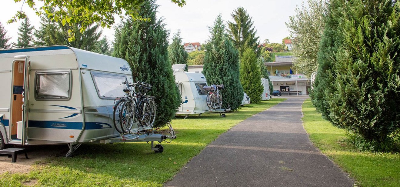 knaus-campingpark-frickenhausen-stellplaetze-00