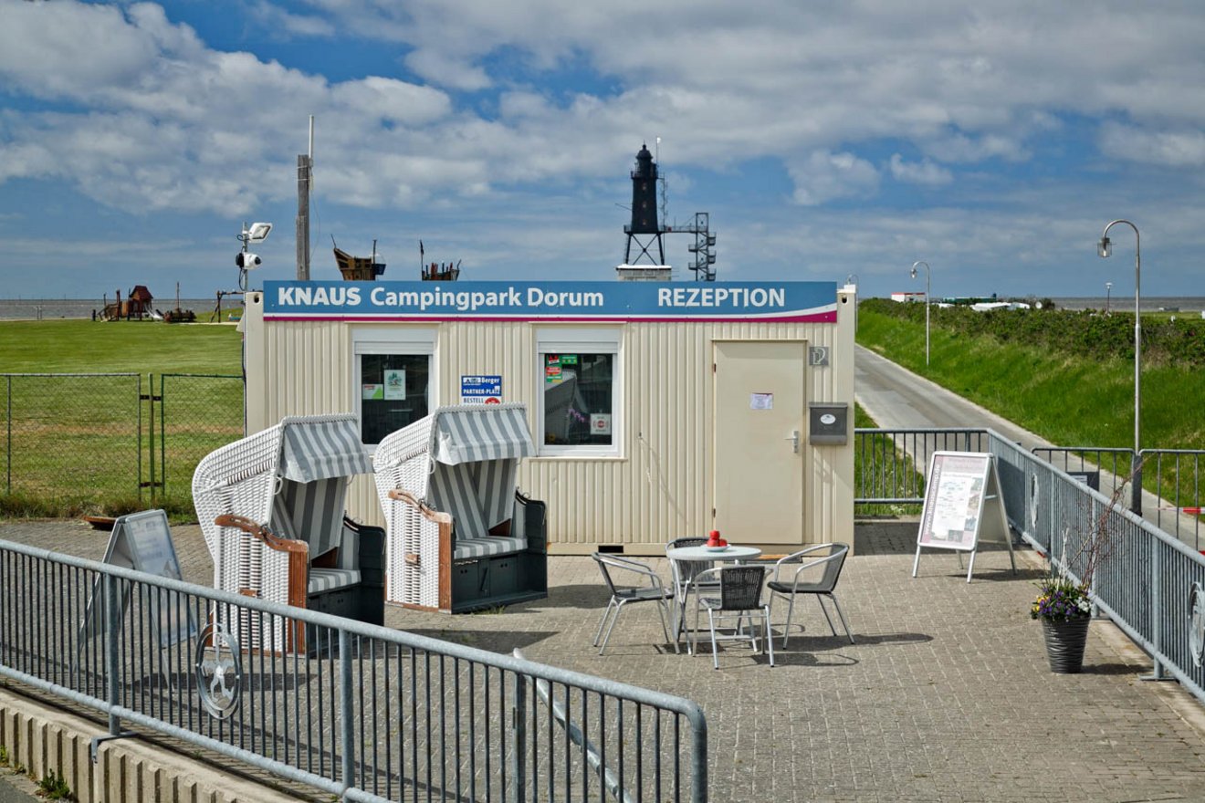 knaus-campingpark-dorum-nordsee-rezeption-01