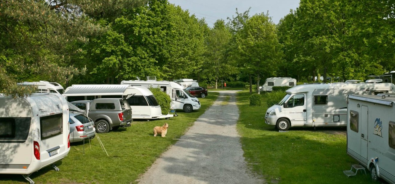 knaus-campingpark-hamburg-stellplaetze-01